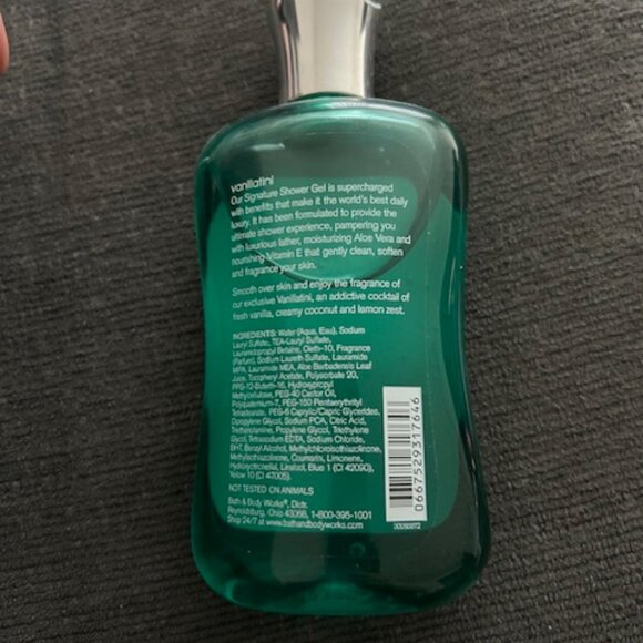 Bath & Body Works Vanilla Tini Shower Gel - NWT - Picture 2 of 3